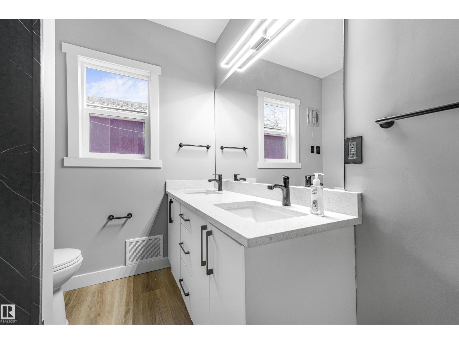 Unknown Address, ,    - Photo 17 - E4465753