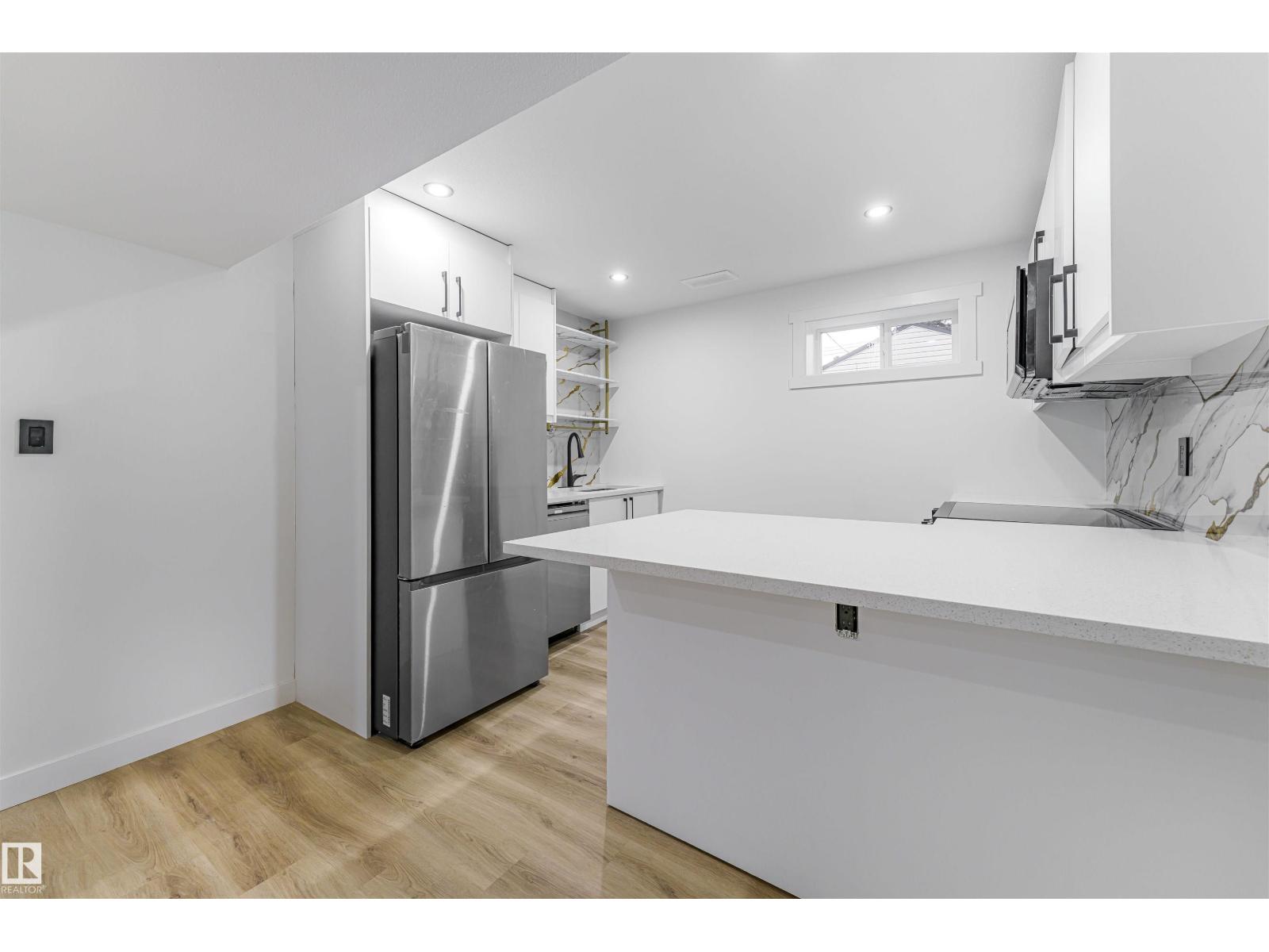 Unknown Address, ,    - Photo 24 - E4465753