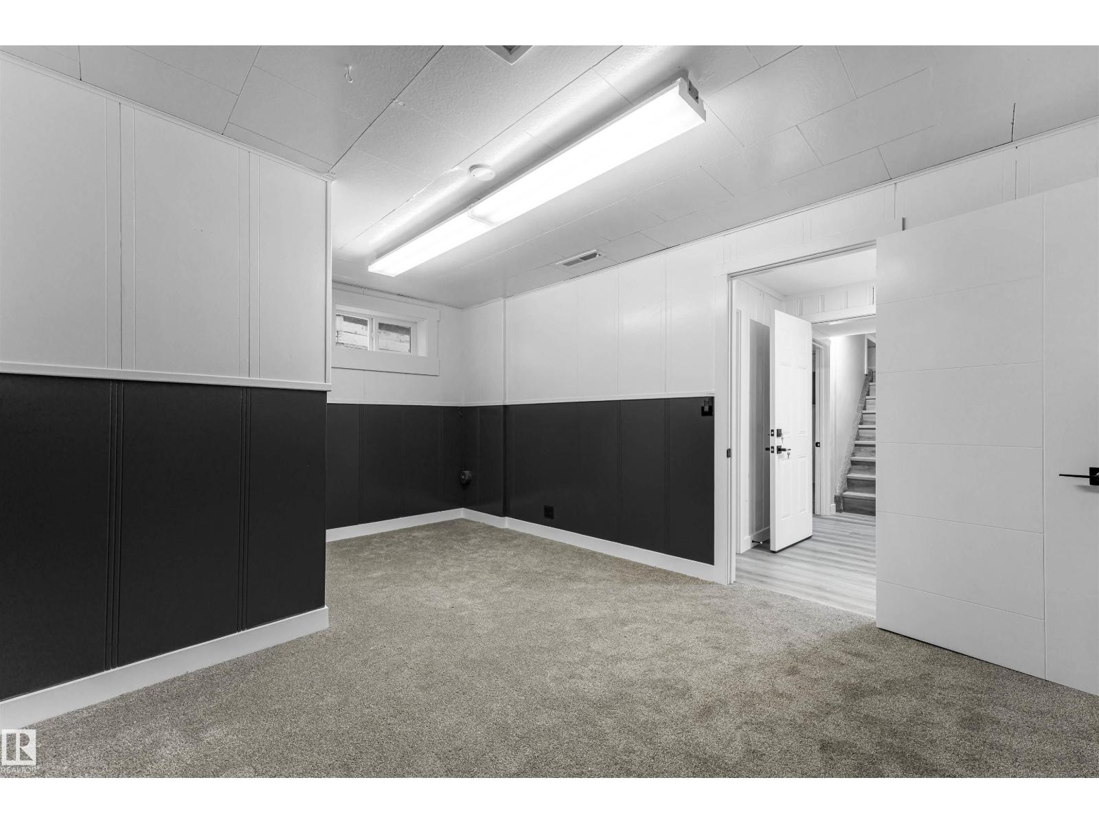 Unknown Address, ,    - Photo 31 - E4465753