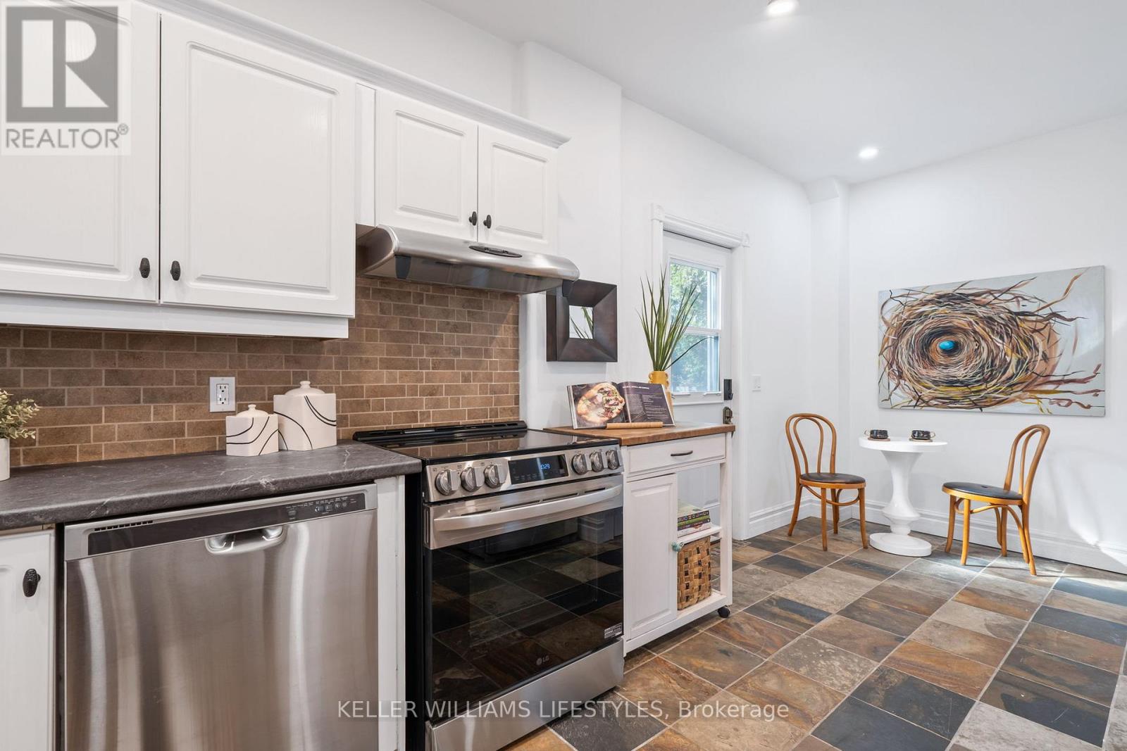 951 Lorne Avenue, London East, Ontario  N5W 3L2 - Photo 16 - X12531878