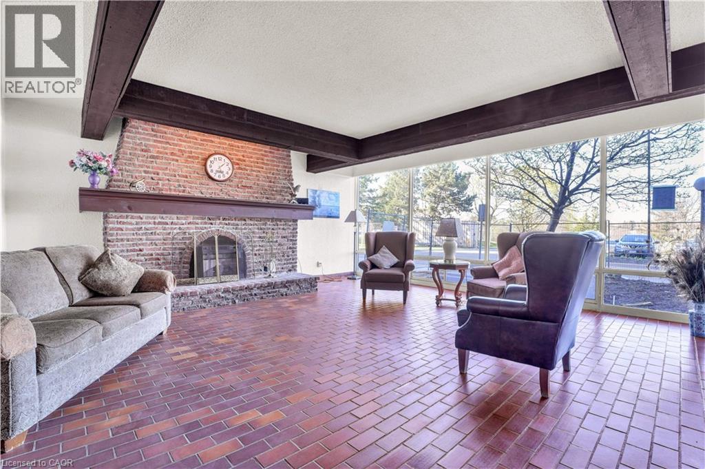 225 Harvard Place Unit# 809, Waterloo, Ontario  N2J 4H4 - Photo 3 - 40721096