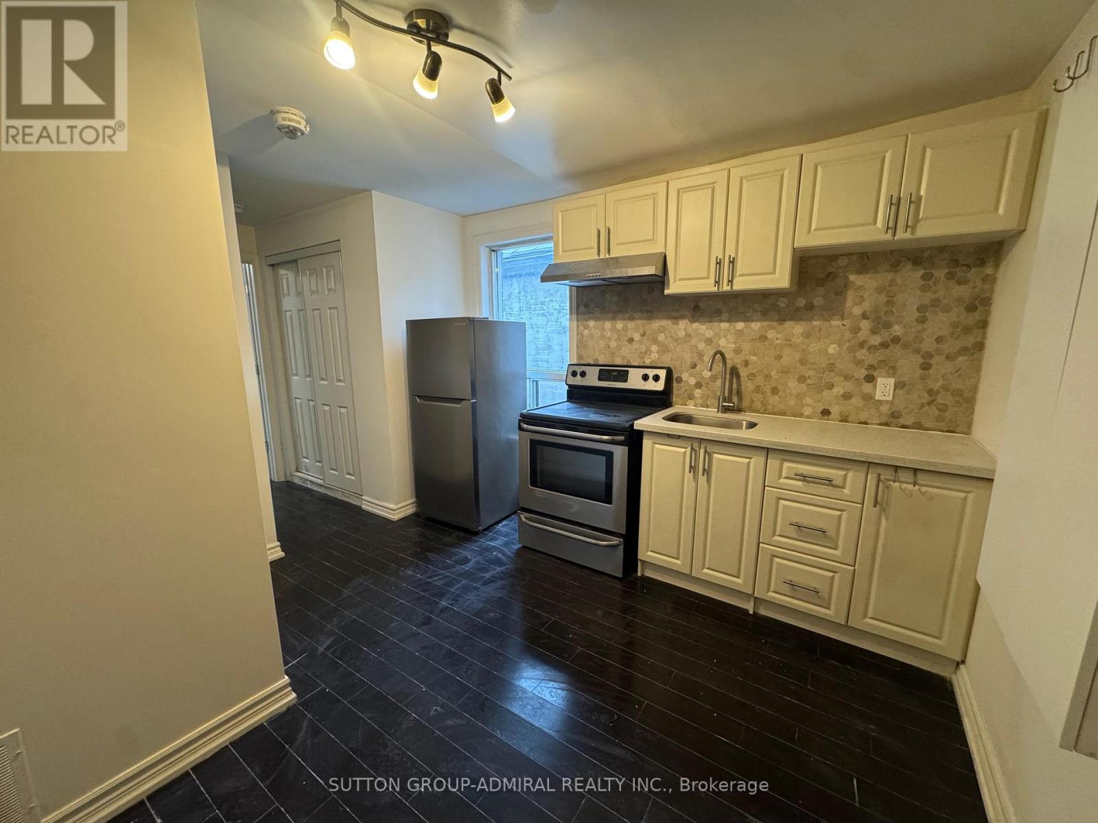 1 - 180 Carlton Street, Toronto, Ontario  M5A 2K6 - Photo 2 - C12545892