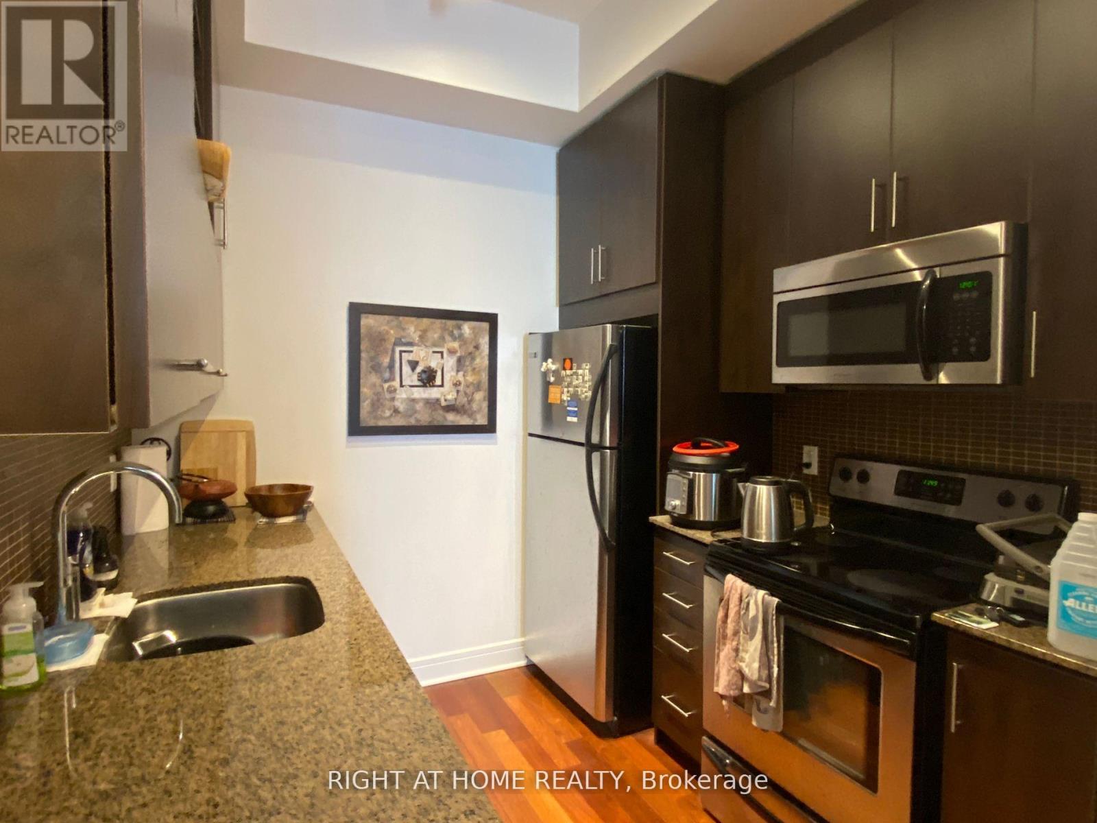 N611 - 116 George Street, Toronto, Ontario  M5A 3S2 - Photo 11 - C12545932