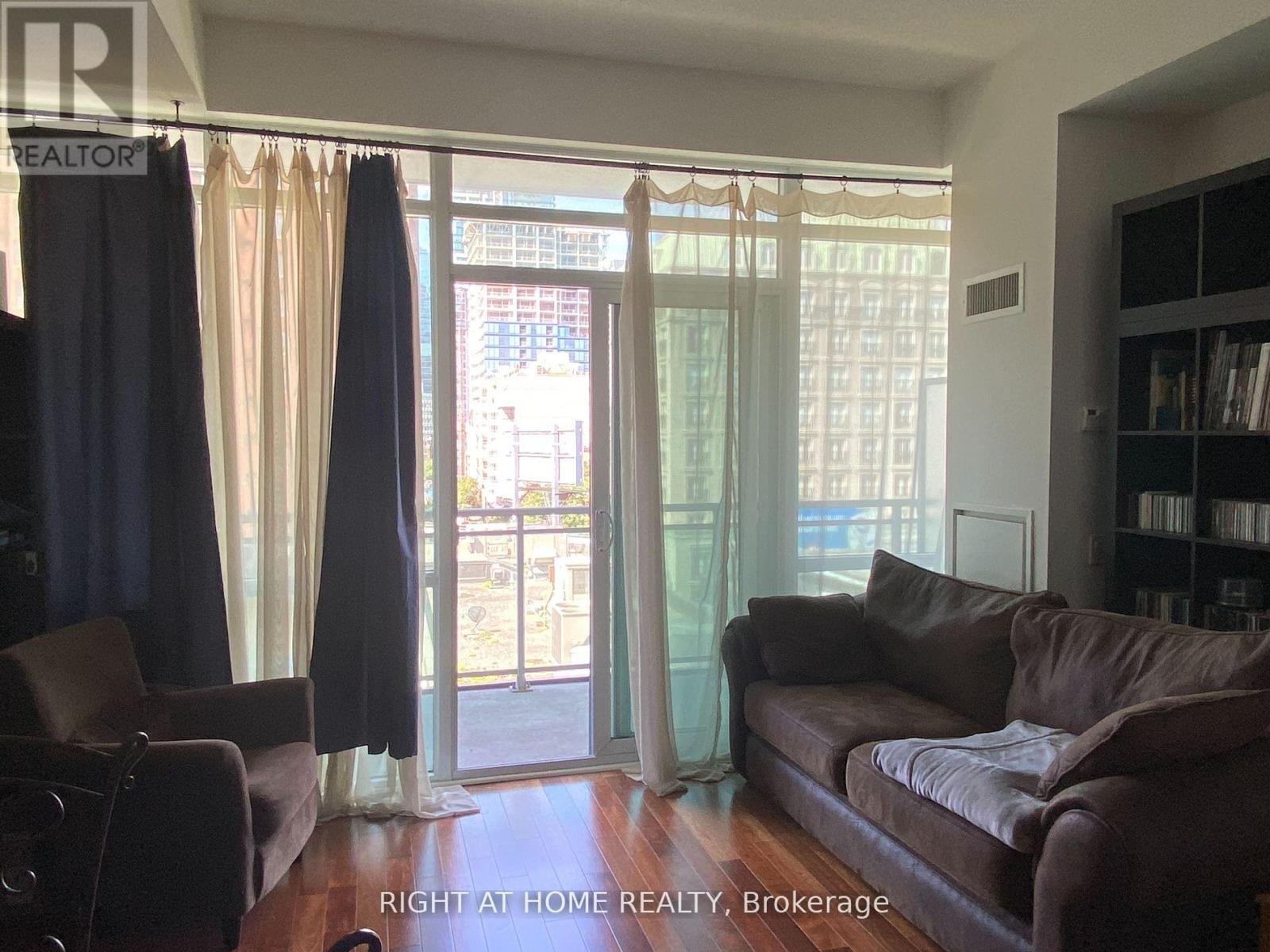 N611 - 116 George Street, Toronto, Ontario  M5A 3S2 - Photo 4 - C12545932