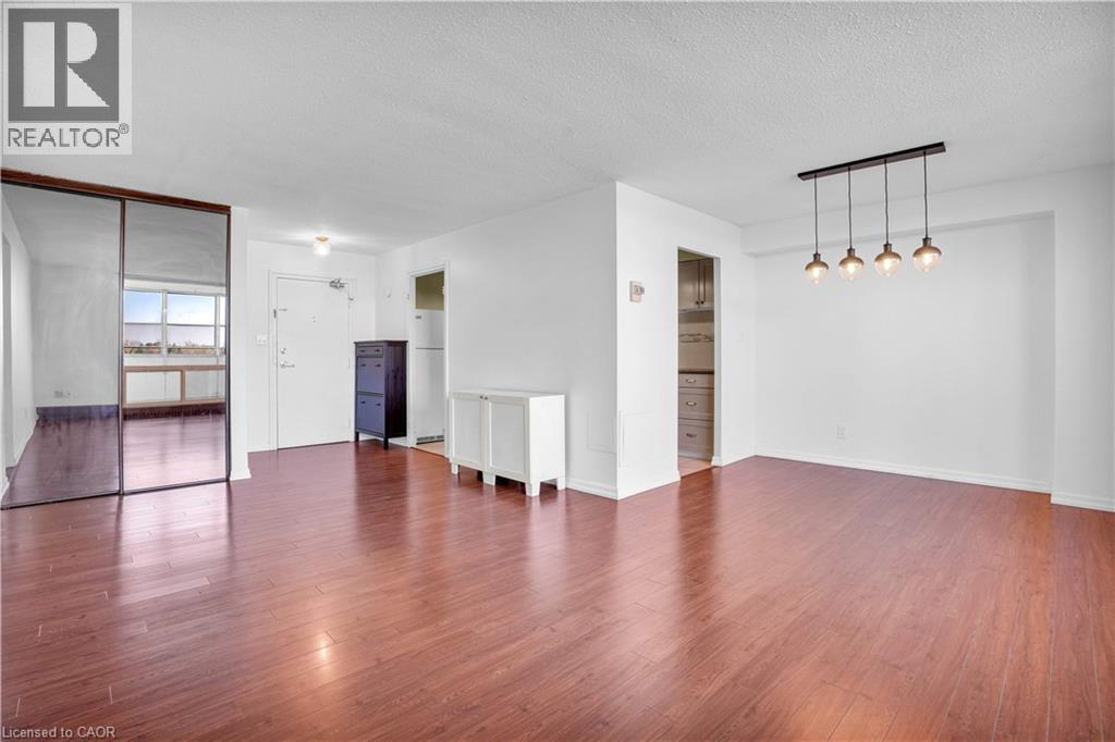 225 Harvard Place Unit# 809, Waterloo, Ontario  N2J 4H4 - Photo 15 - 40721096