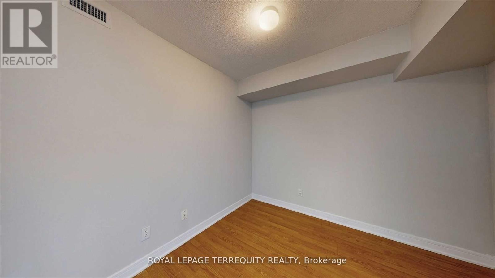 1215 - 31 Bales Avenue, Toronto, Ontario  M2N 7L6 - Photo 18 - C12525836