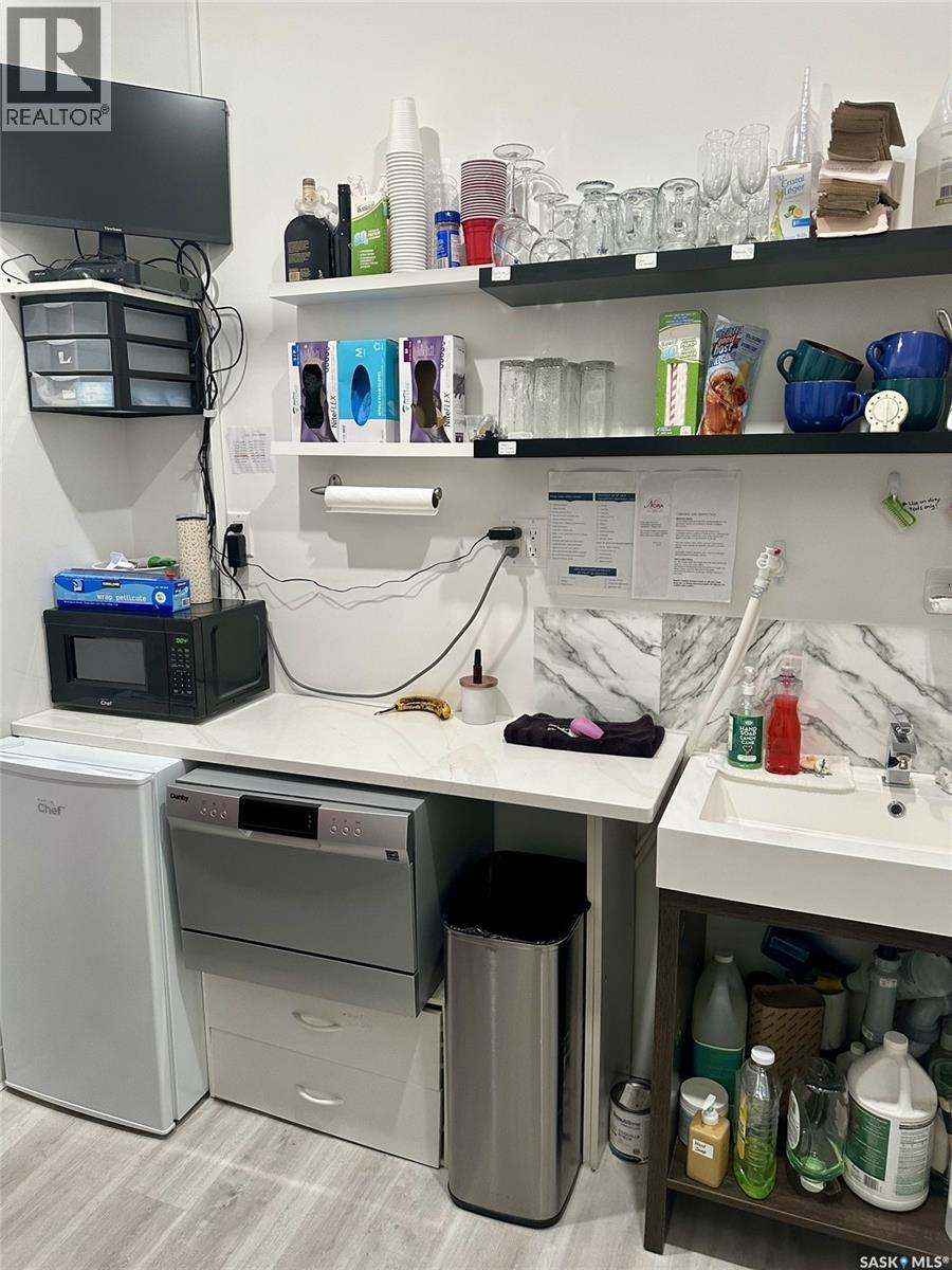 Nora Beauty Bar & Med Spa Ltd., Warman, Saskatchewan  S0K 4S5 - Photo 19 - SK024008