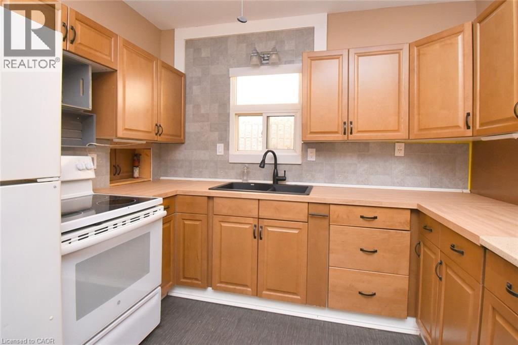 92 Gertrude Street, Hamilton, Ontario L8L 4C2 - Photo 7 - 40788404