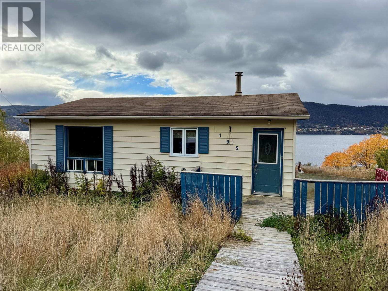 195-197 North Shore Highway, Meadows, Newfoundland & Labrador  A2H 6B9 - Photo 2 - 1292606