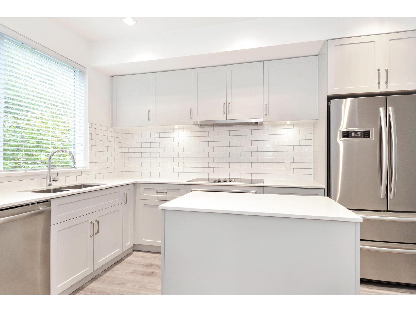 28 15775 Mountain View Drive, Surrey, British Columbia  V3Z 0W7 - Photo 2 - R3067462