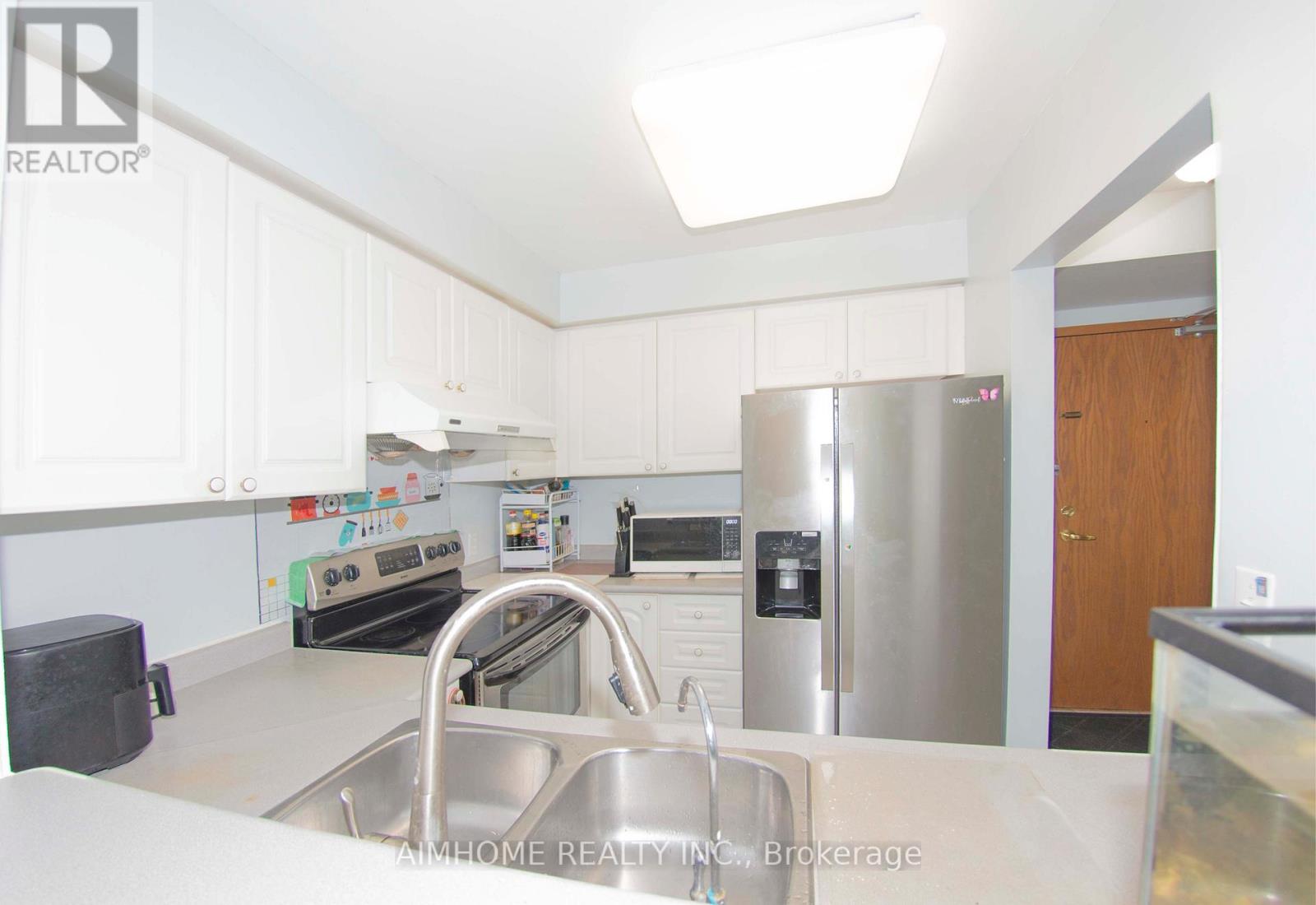 610 - 1 Lee Centre Drive, Toronto, Ontario  M1H 3J2 - Photo 7 - E12545896