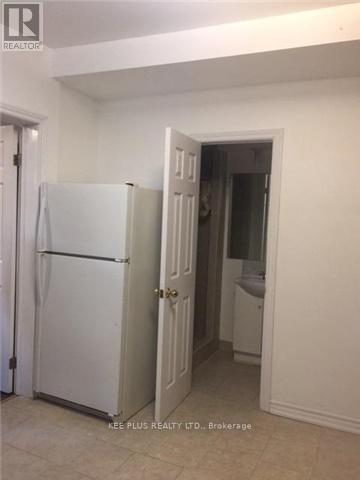 49 Marjory Avenue, Toronto, Ontario  M4M 2Y2 - Photo 5 - E12546020