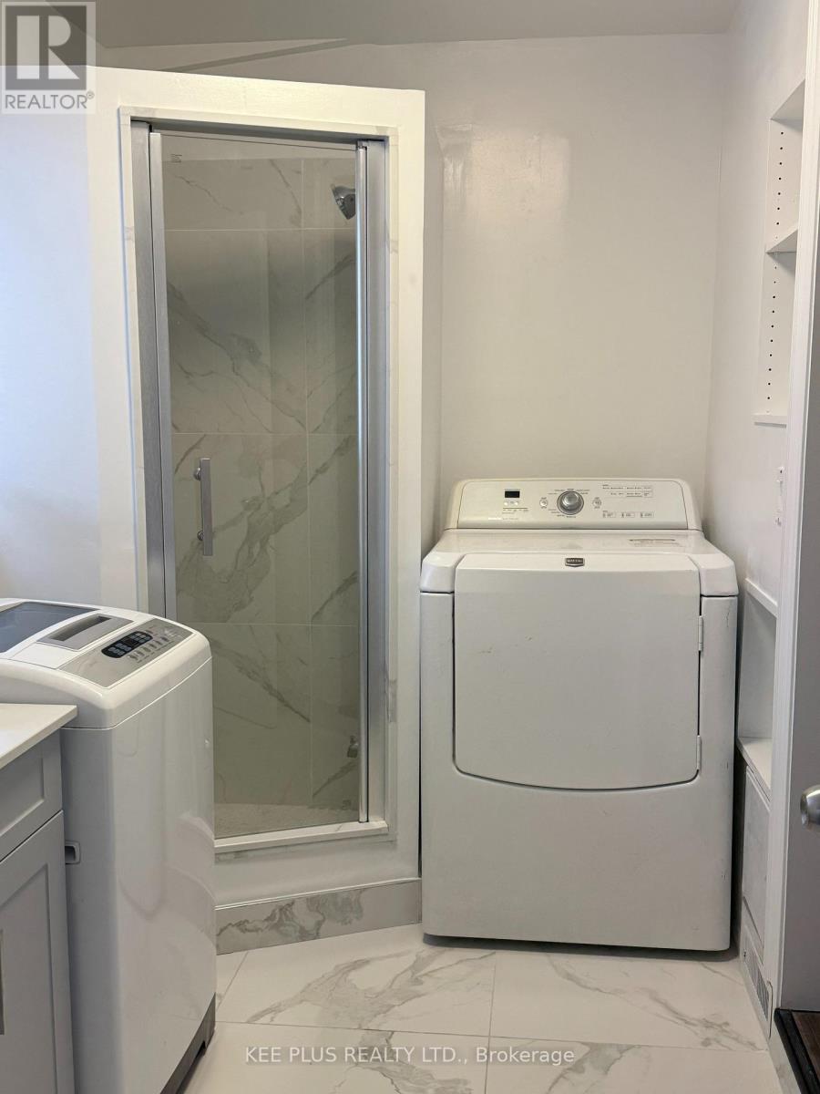 49 Marjory Avenue, Toronto, Ontario  M4M 2Y2 - Photo 8 - E12546020