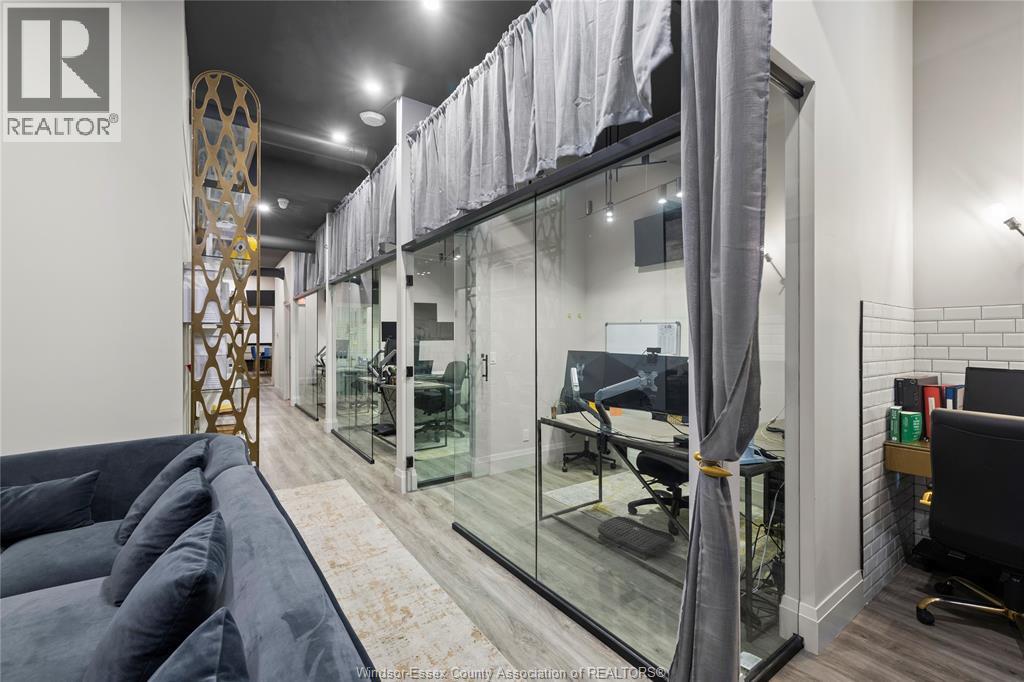 876 Erie Street, Windsor, Ontario N9A 3Y6 - Photo 6 - 25028859