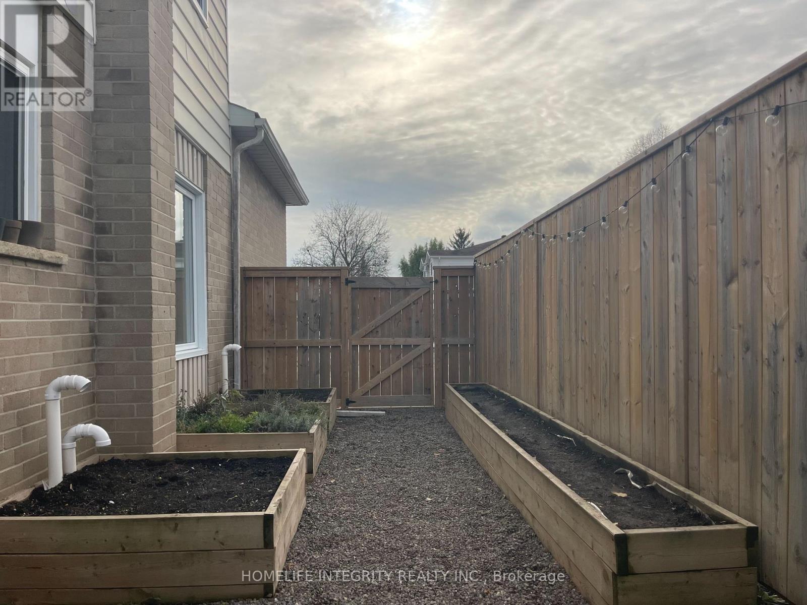 180 Beattie Avenue, New Tecumseth, Ontario  L9R 1C1 - Photo 28 - N12545964