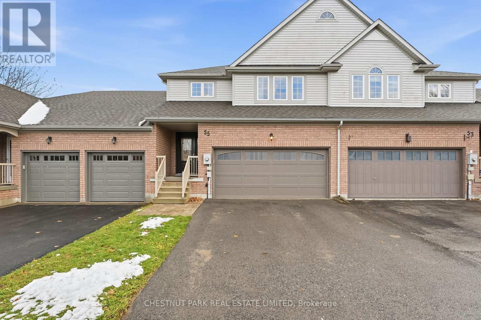 55 APPLE TREE CRESCENT, Uxbridge, Ontario