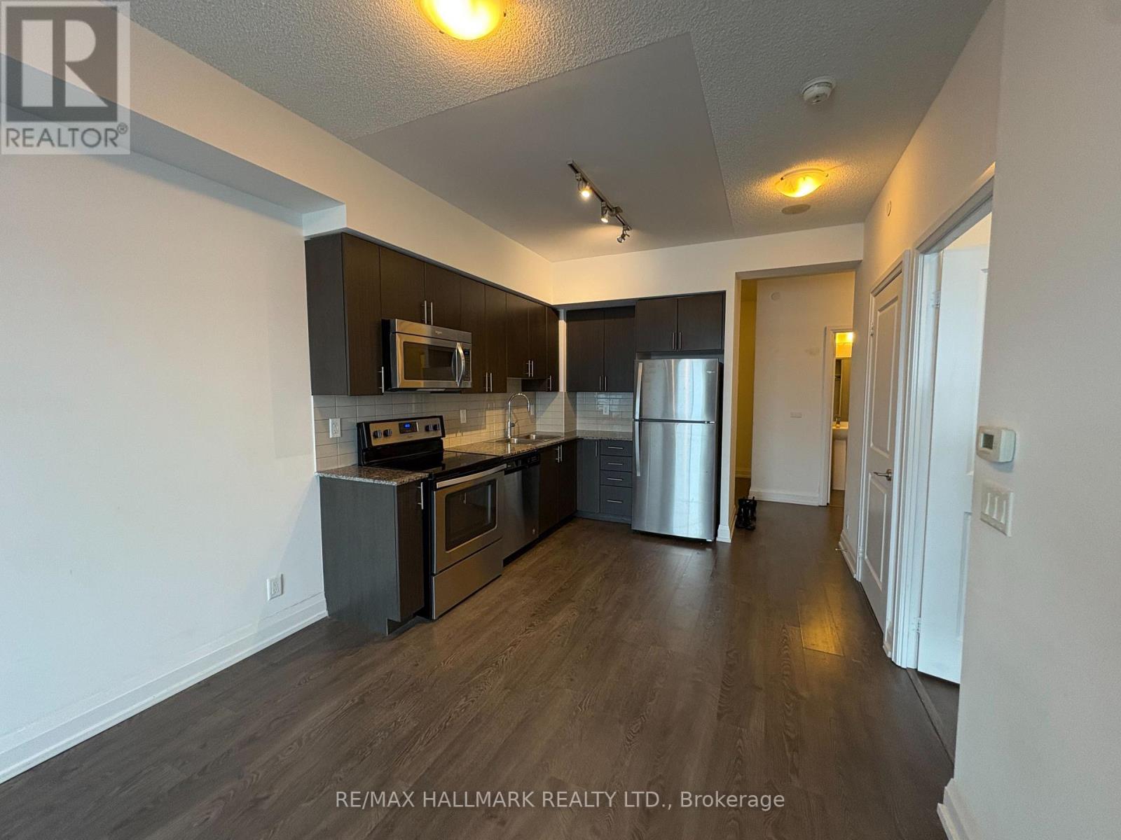 1402 - 7890 Bathurst Street, Vaughan, Ontario  L4J 0J8 - Photo 2 - N12546000