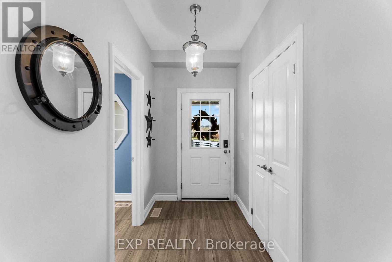 7 Vita Stephanie Court, Georgina, Ontario  L0E 1R0 - Photo 6 - N12546068