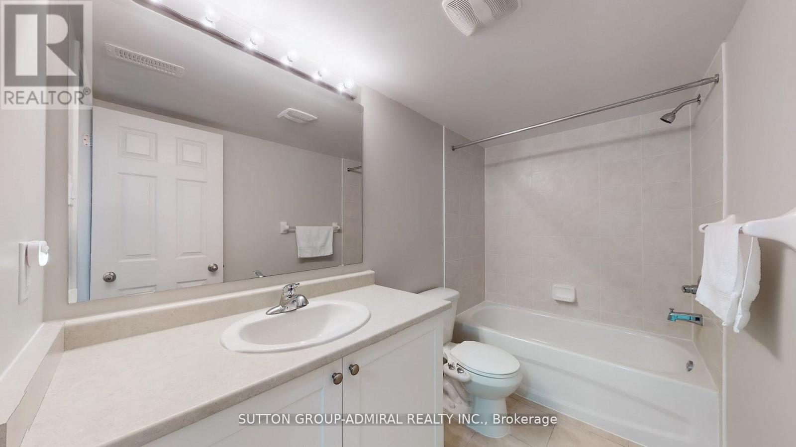 46 Edwin Pearson Street, Aurora, Ontario  L4G 0S1 - Photo 39 - N12546070