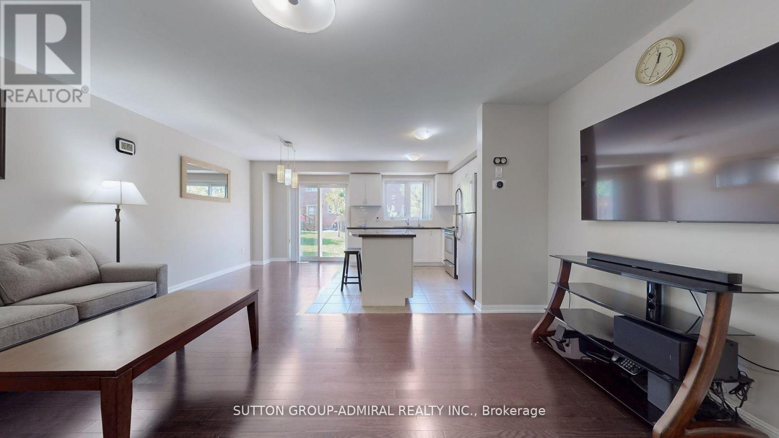 46 Edwin Pearson Street, Aurora, Ontario  L4G 0S1 - Photo 5 - N12546070