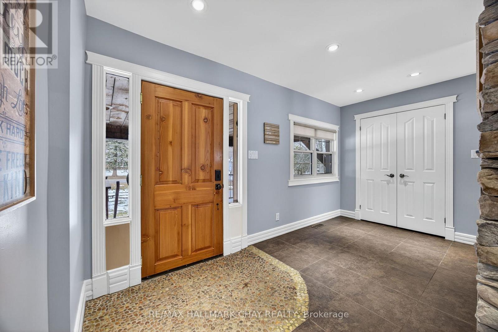 1259 Gilford Road, Innisfil, Ontario  L0L 1R0 - Photo 8 - N12546104