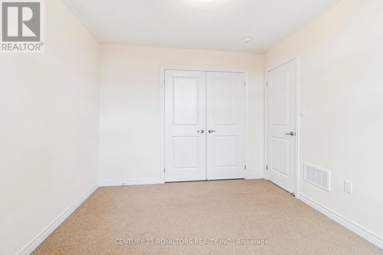 25 Ferragine Crescent, Bradford West Gwillimbury, Ontario  L3Z 4J9 - Photo 27 - N12546110