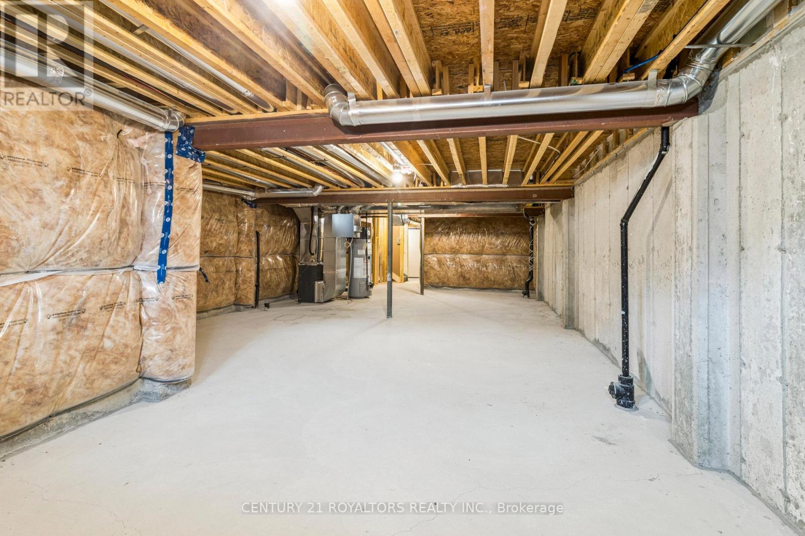 25 Ferragine Crescent, Bradford West Gwillimbury, Ontario  L3Z 4J9 - Photo 37 - N12546110