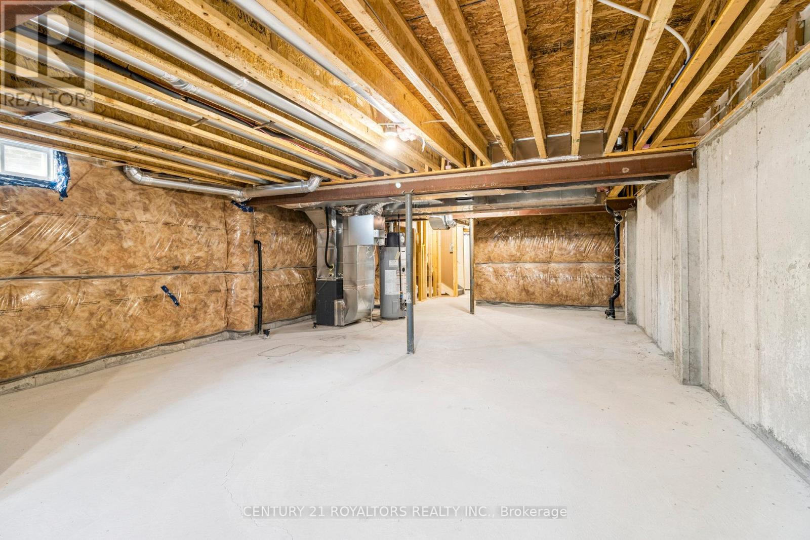 25 Ferragine Crescent, Bradford West Gwillimbury, Ontario  L3Z 4J9 - Photo 38 - N12546110