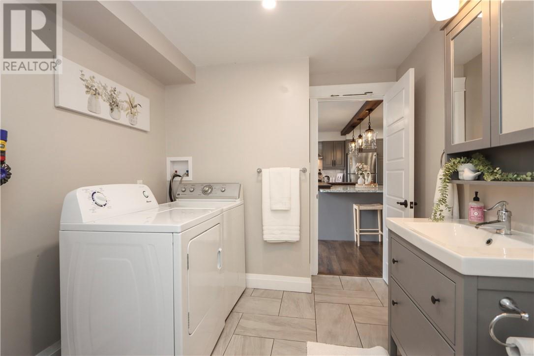 498 Adelaide Street, Espanola, Ontario P5E 1L4 - Photo 27 - 2125648