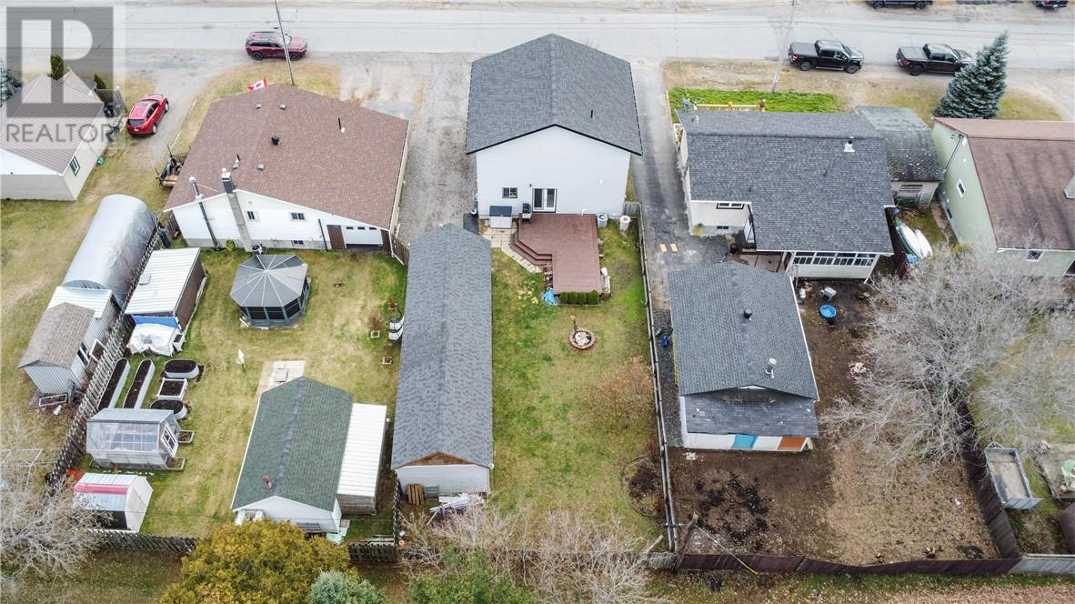 498 Adelaide Street, Espanola, Ontario P5E 1L4 - Photo 69 - 2125648