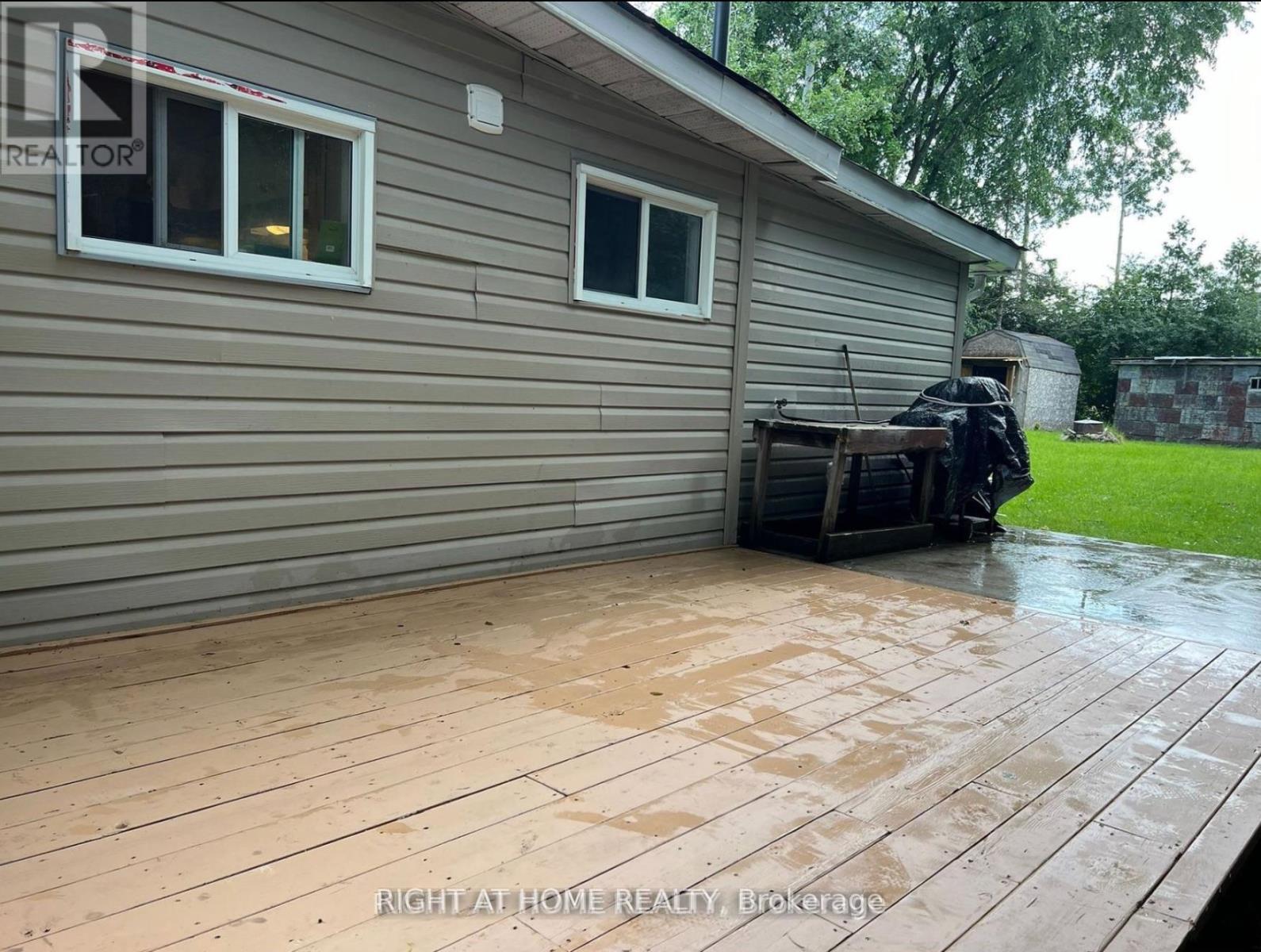 34 Broadview Street, Collingwood, Ontario  L9Y 0X2 - Photo 2 - S12545942