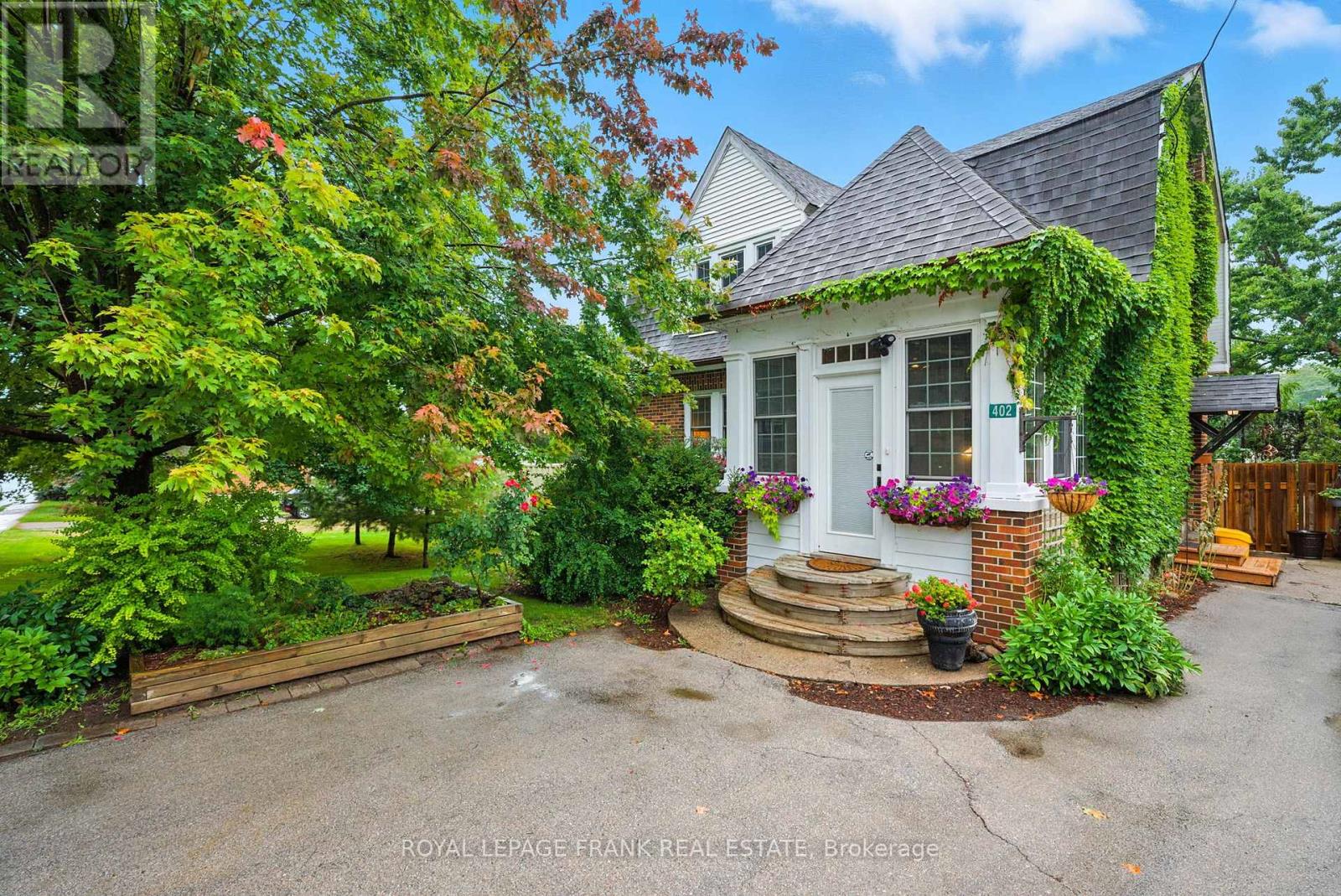 402 Eldon Road, Kawartha Lakes, Ontario K0M 2C0 - Photo 2 - X12469352