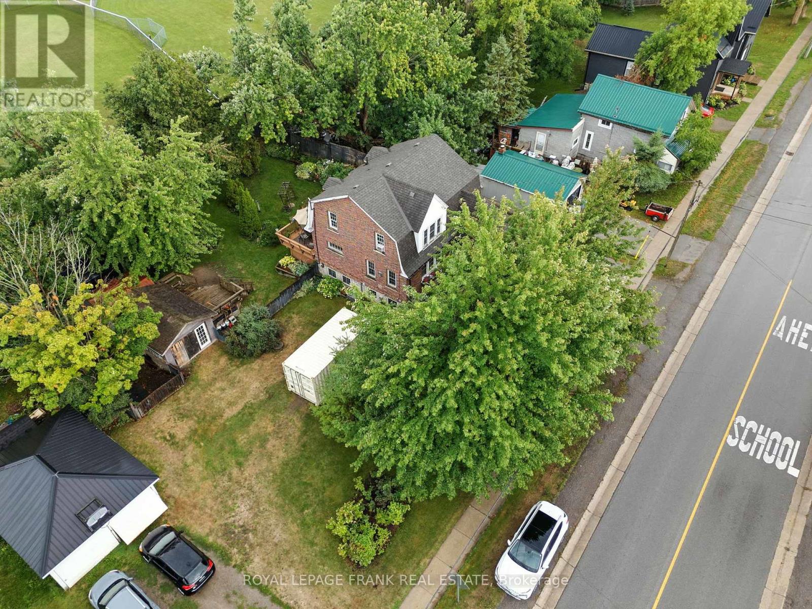 402 Eldon Road, Kawartha Lakes, Ontario K0M 2C0 - Photo 38 - X12469352