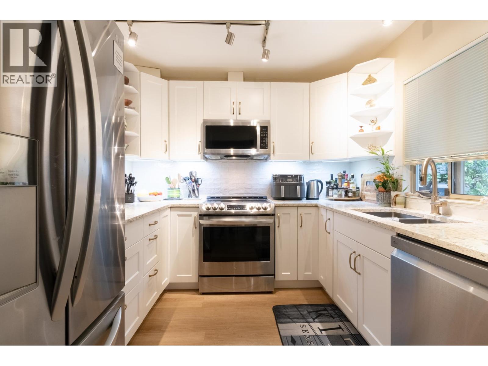 41 555 Eaglecrest Drive, Gibsons, British Columbia V0N 1V8 - Photo 4 - R3067471