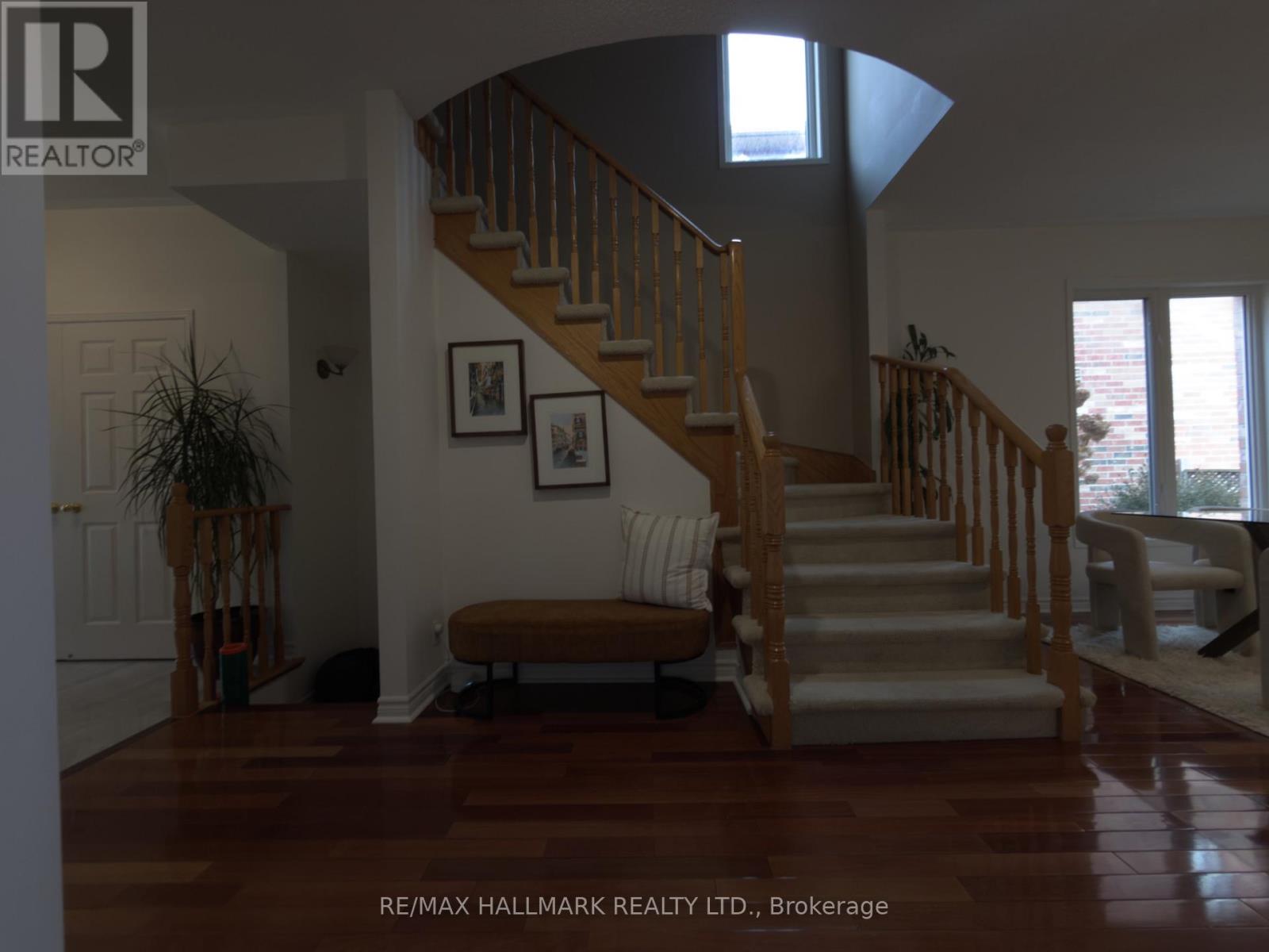 21 Brooks Avenue, Aurora, Ontario  L4G 7W2 - Photo 41 - N12458968