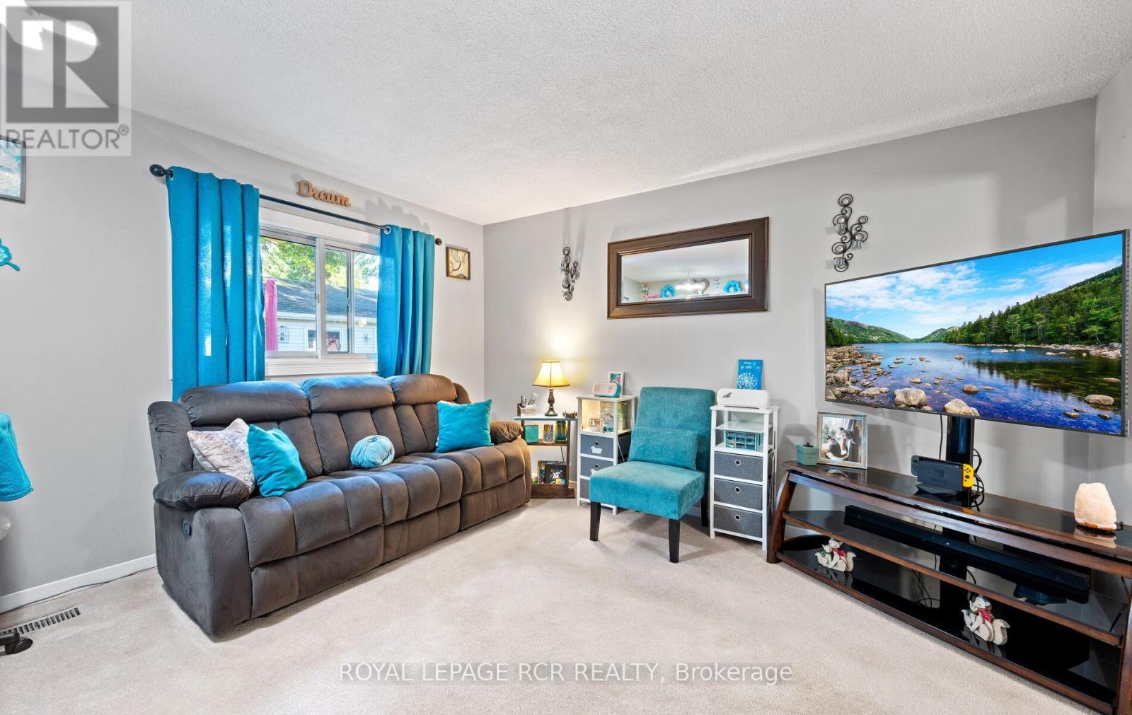 127 Jane Street, Shelburne, Ontario  L9V 2W6 - Photo 20 - X12380395