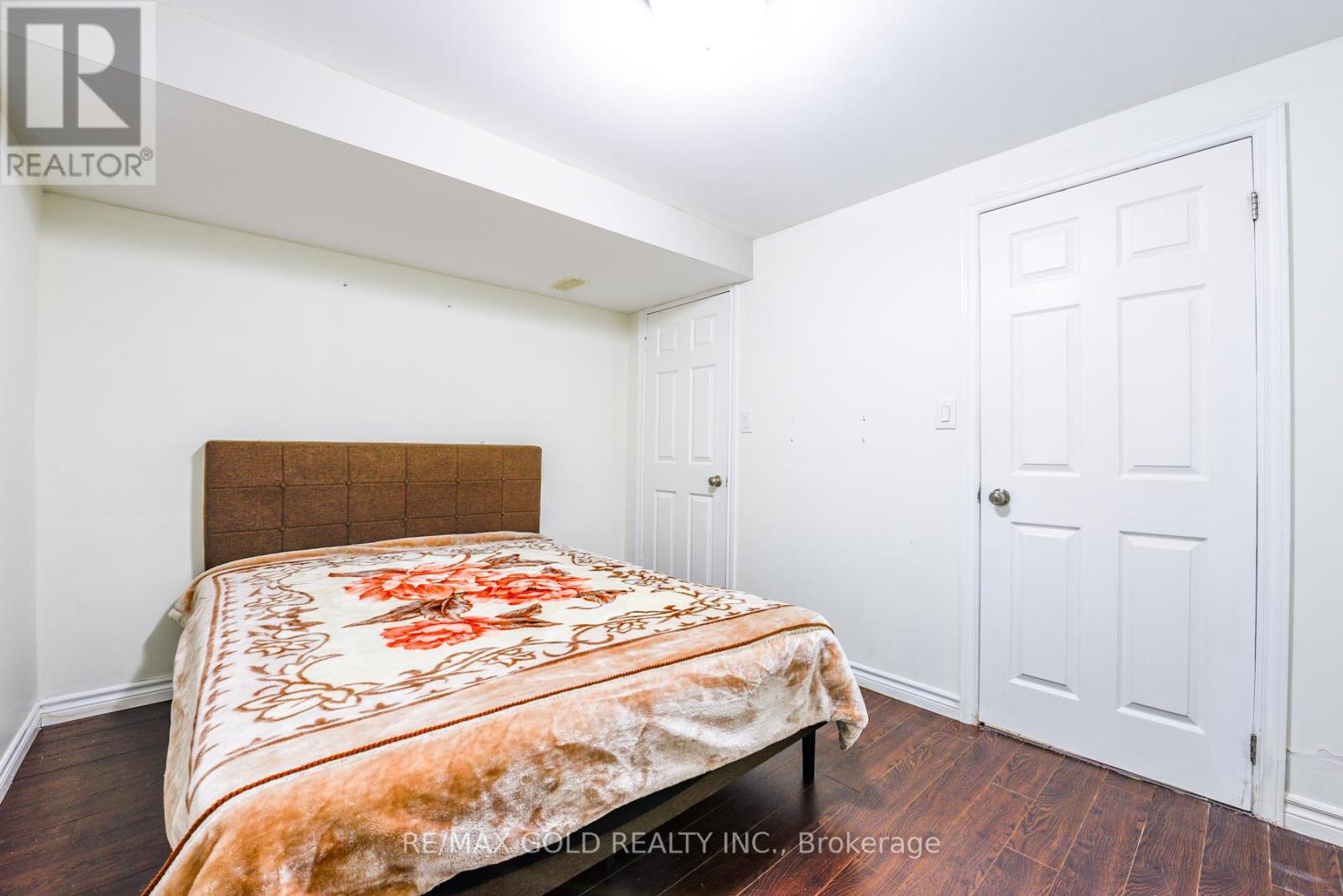 11 Dudley Place, Brampton, Ontario  L6T 3C2 - Photo 27 - W12545934