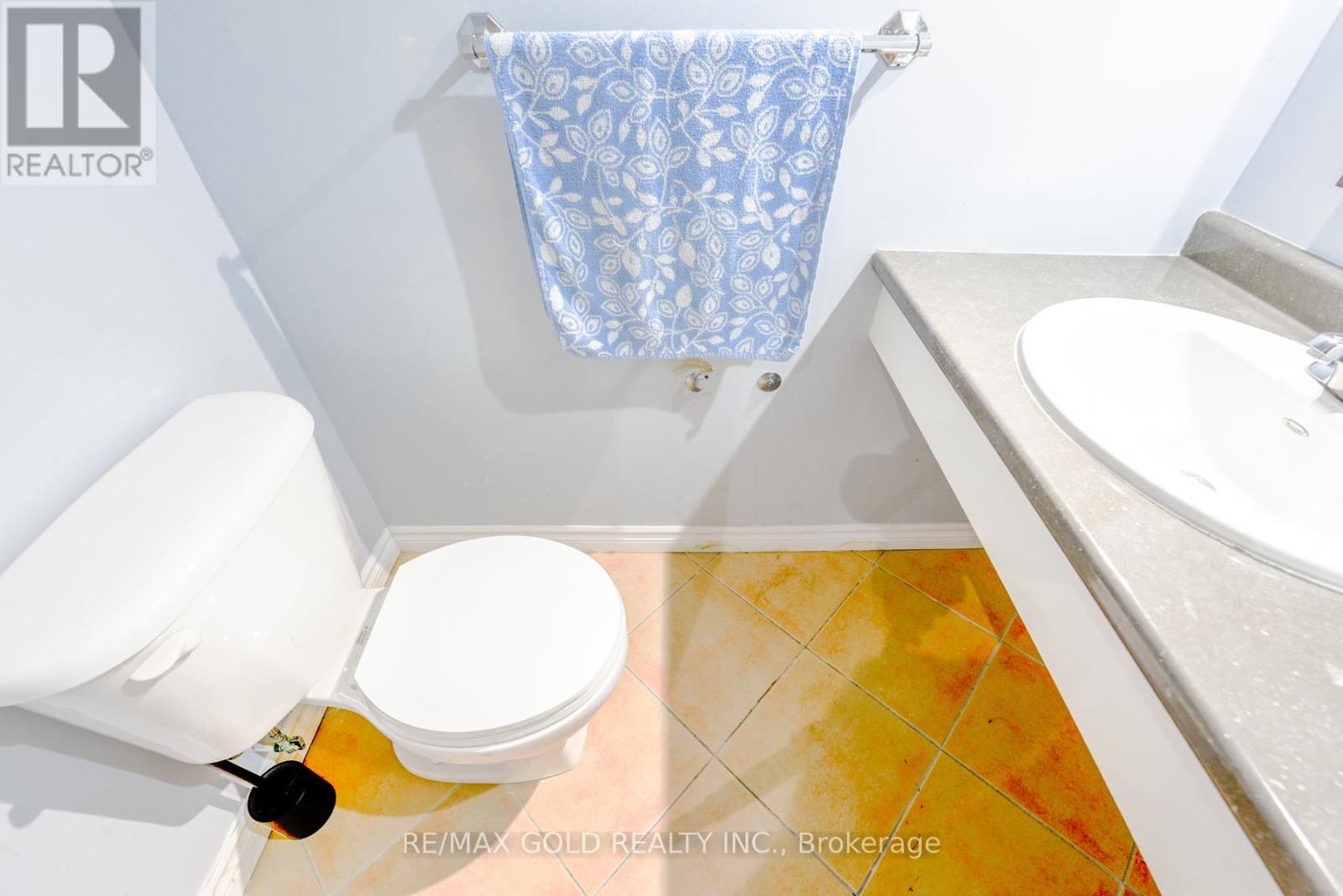 11 Dudley Place, Brampton, Ontario  L6T 3C2 - Photo 30 - W12545934