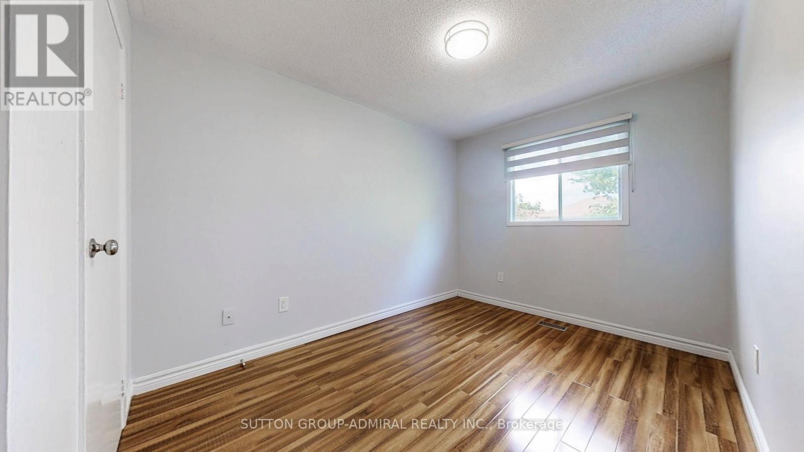 760 Ashprior Avenue, Mississauga, Ontario  L5R 3P1 - Photo 17 - W12545948