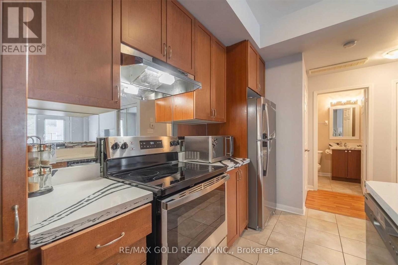 77 - 2891 Rio Court, Mississauga, Ontario  L5M 0S3 - Photo 6 - W12545952