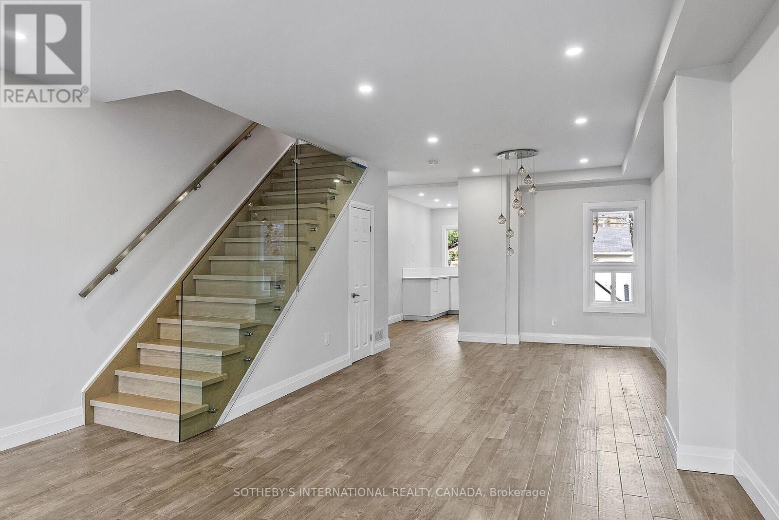 375 Westmoreland Avenue, Toronto, Ontario  M6H 3A6 - Photo 10 - W12545978