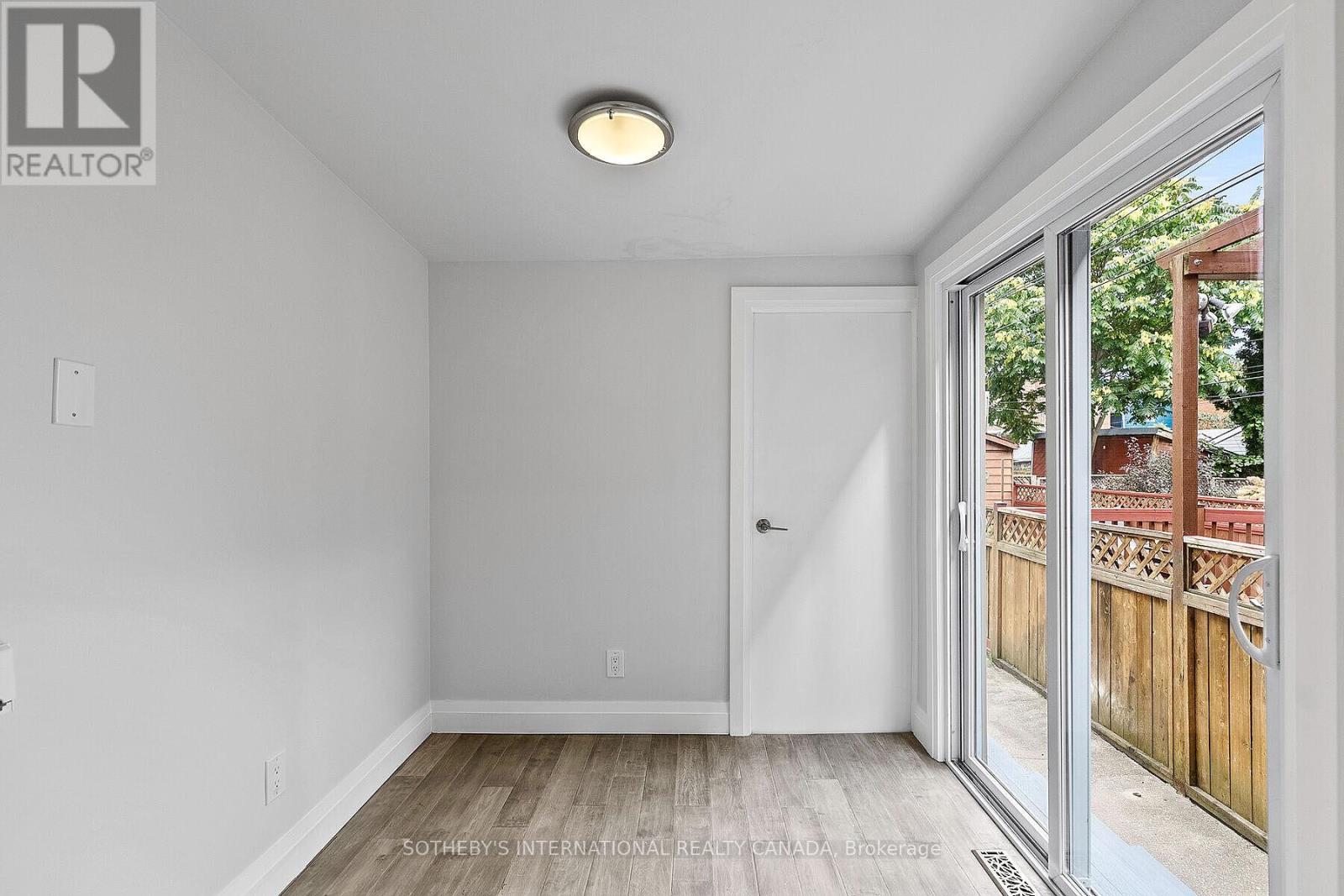 375 Westmoreland Avenue, Toronto, Ontario  M6H 3A6 - Photo 15 - W12545978