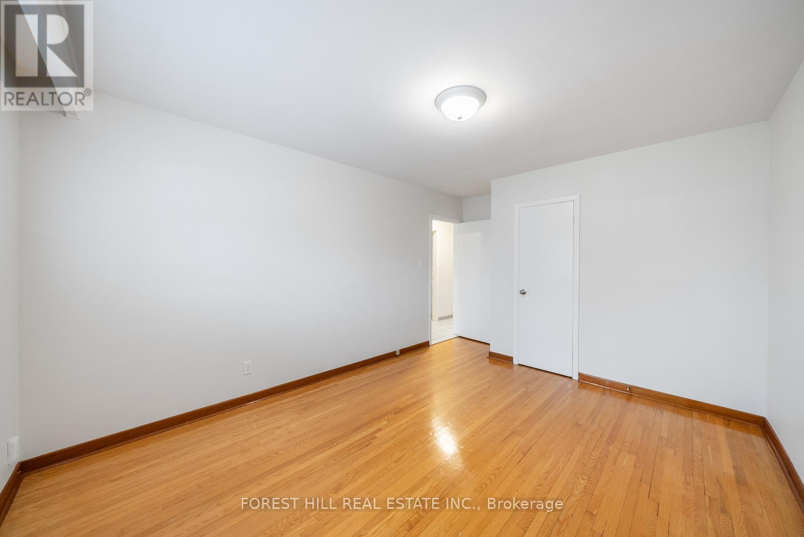 592 Glen Park Avenue, Toronto, Ontario  M5B 2G5 - Photo 21 - W12545982