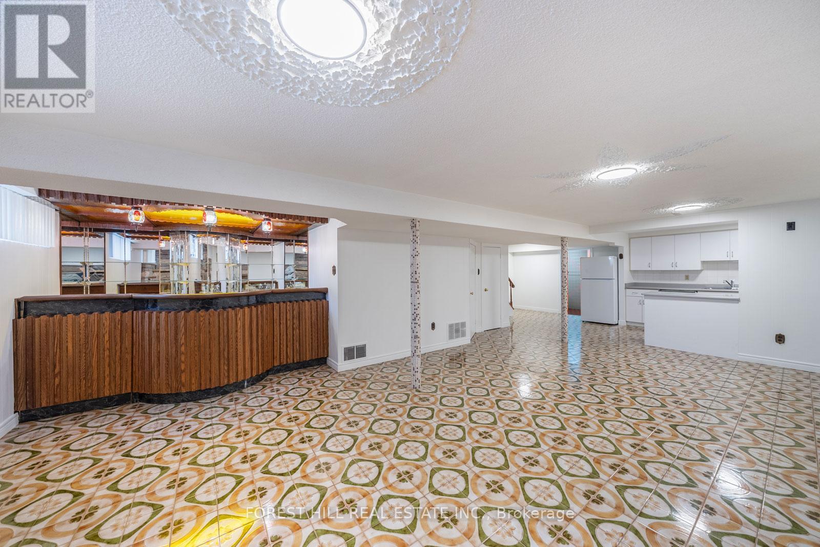 592 Glen Park Avenue, Toronto, Ontario  M5B 2G5 - Photo 32 - W12545982