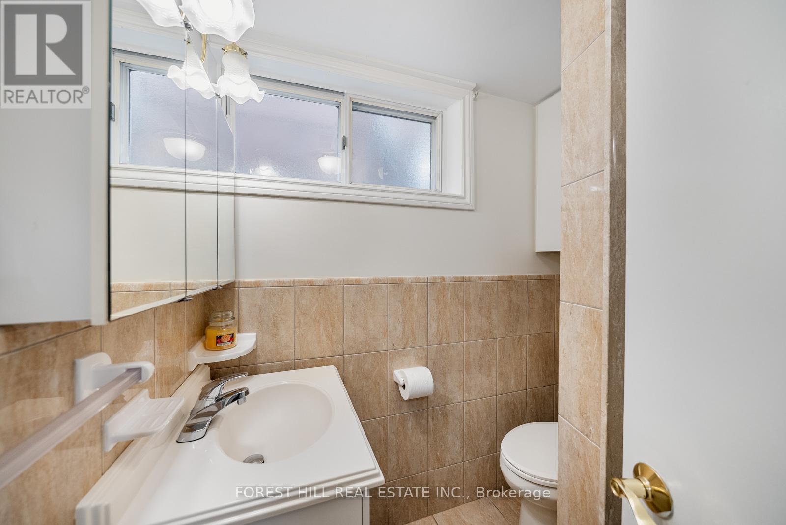 592 Glen Park Avenue, Toronto, Ontario  M5B 2G5 - Photo 40 - W12545982