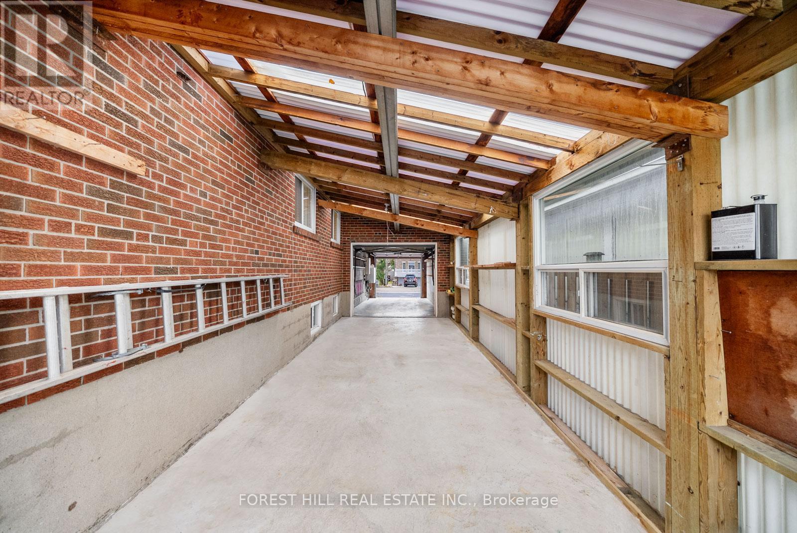 592 Glen Park Avenue, Toronto, Ontario  M5B 2G5 - Photo 46 - W12545982