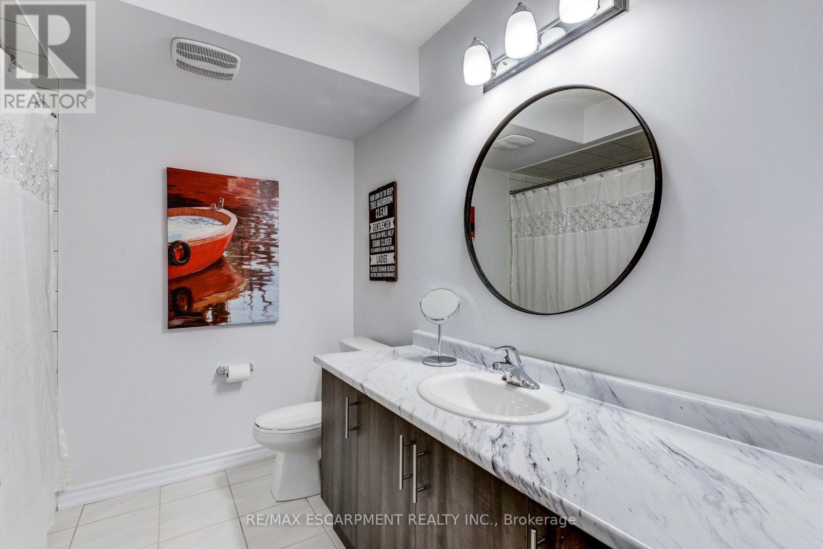 3056 Cascade Common Court, Oakville, Ontario  L6H 0R7 - Photo 27 - W12546014