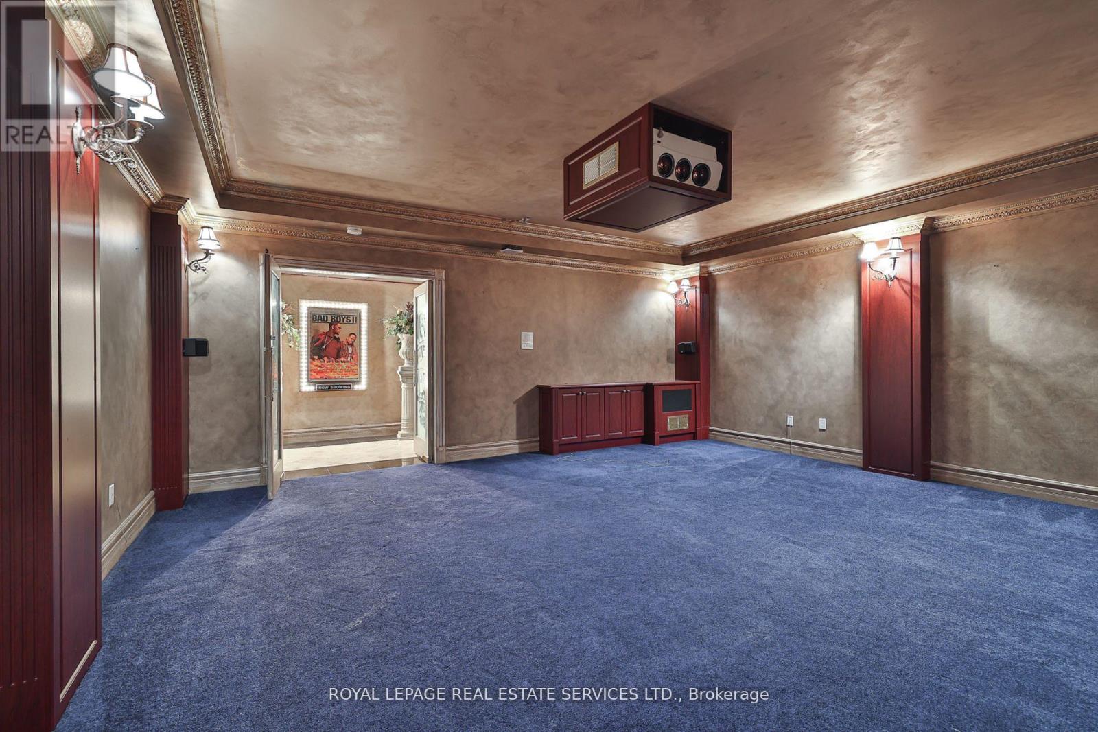 2215 Doulton Drive, Mississauga, Ontario  L5H 3M2 - Photo 31 - W12546030