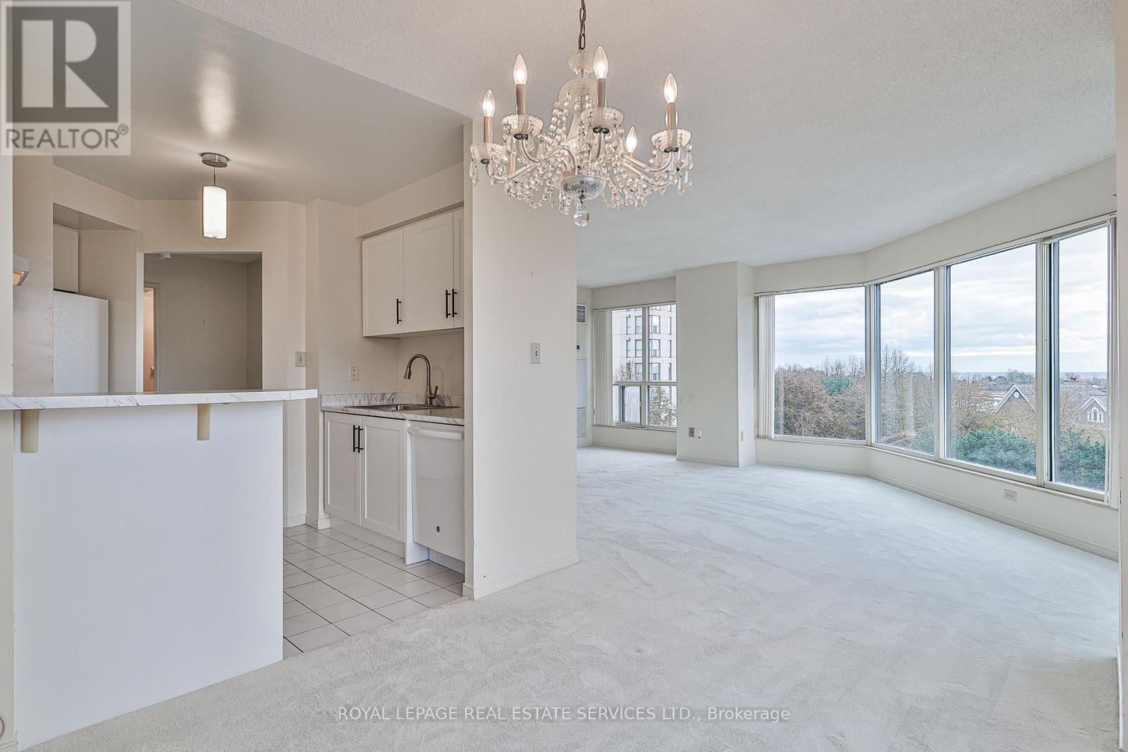 611 - 2269 Lake Shore Boulevard W, Toronto, Ontario  M8V 3X6 - Photo 7 - W12546082