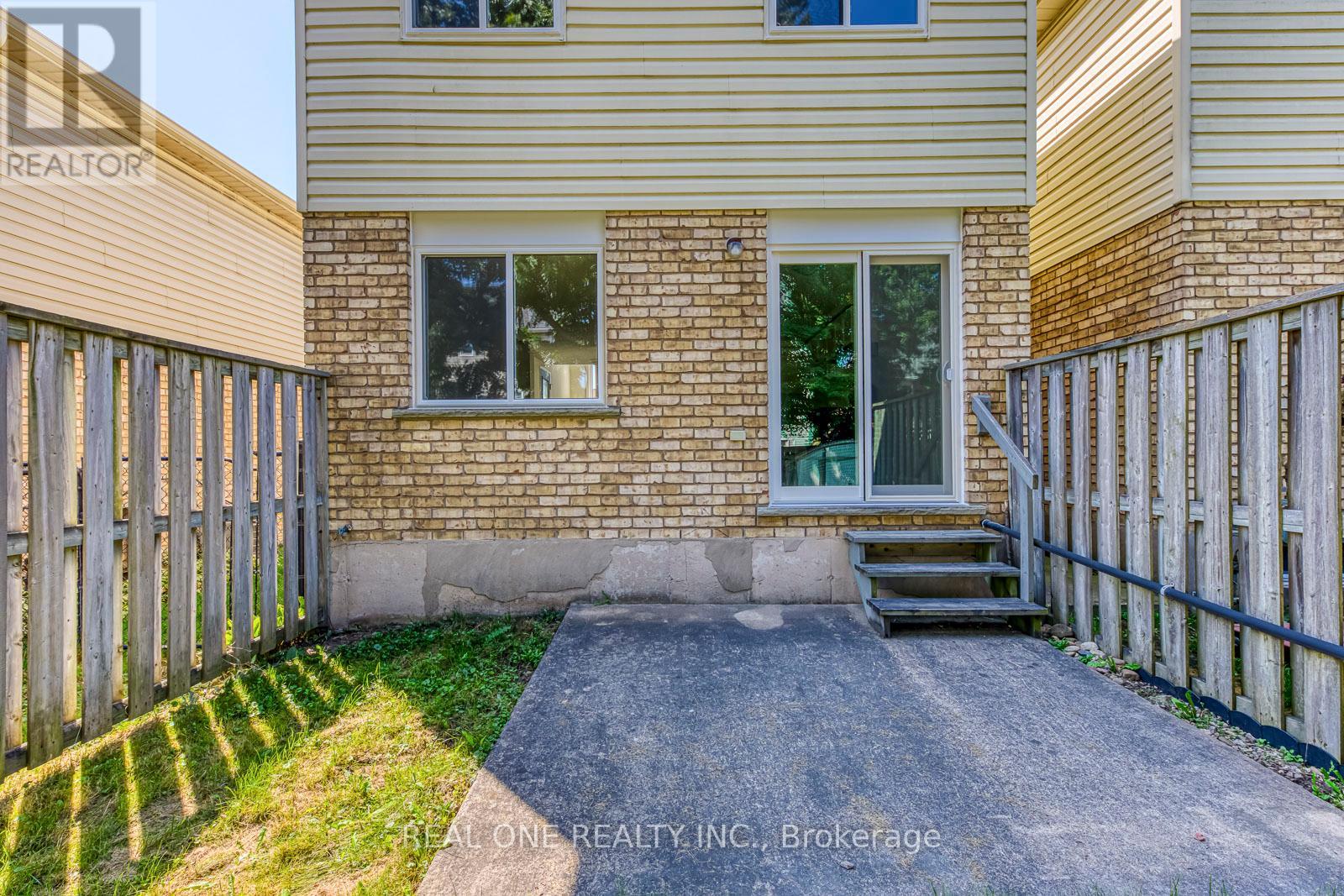 12 Danville Avenue, Halton Hills, Ontario  L7J 2W5 - Photo 15 - W12546094